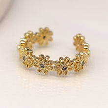 Load image into Gallery viewer, Crystal Flower Ring