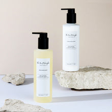 Load image into Gallery viewer, Hand &amp; Body Lotion (Relaxing)