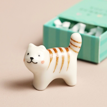 Load image into Gallery viewer, Tiny Matchbox (Ceramic Cat)