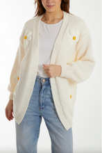 Load image into Gallery viewer, Daisy Flower Open Cardigan (Ivory)