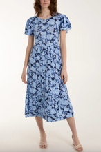 Load image into Gallery viewer, Angel Sleeve Leaf print Midi Dress