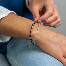 Load image into Gallery viewer, Silver &amp; Black Double Strand Star Bracelet