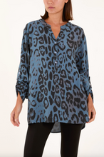 Load image into Gallery viewer, Leopard Print Blouse (Blue)