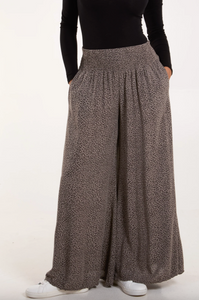 Leopard Print Elasticated Waist Wide Leg Trousers (Mocha)