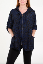 Load image into Gallery viewer, Animal print Zip Light Jacket (Navy)