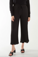 Load image into Gallery viewer, Wide Leg Trousers (Black)