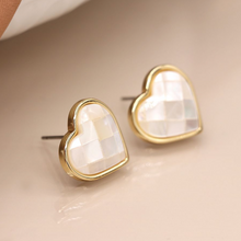 Load image into Gallery viewer, Golden Heart Shell Earrings