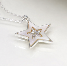 Load image into Gallery viewer, Shell Star Necklace