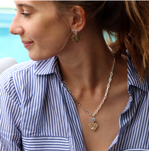 Load image into Gallery viewer, Silver Link Necklace Hearts Necklace