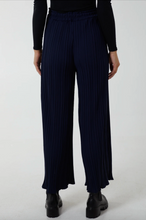 Load image into Gallery viewer, Wide Leg Trousers (Navy)