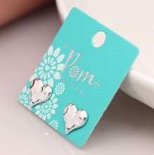 Load image into Gallery viewer, Hammered Heart Stud Earrings