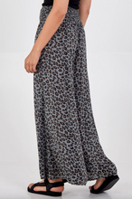 Load image into Gallery viewer, Leopard Print Ruched Waist Wide Leg Trousers (Grey)