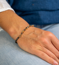 Load image into Gallery viewer, Golden Stars Bracelet