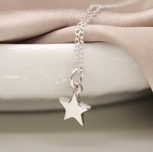 Load image into Gallery viewer, Sterling Silver Little Star Necklace